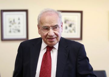 Guerra: “El PSOE tiene que retirar la reprobación a la vicepresidenta y reprobar a los golpistas”