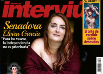 Elvira García, la senadora expulsada de Podemos, posa insinuante en ‘Interviú’