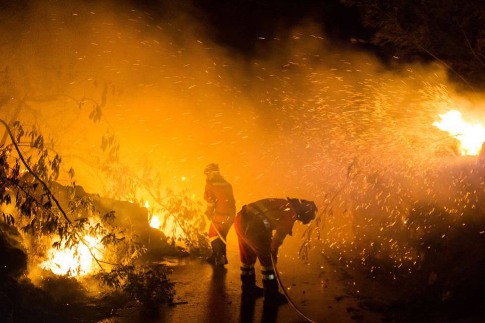 FOTOGALERÍA . Galicia lucha contra los incendios