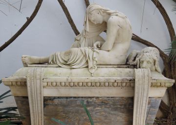 El misterio de la desaparición de una estatua del siglo XIX de una casa de Jerez El misterio de la desaparición de una estatua del siglo XIX de una casa de Jerez