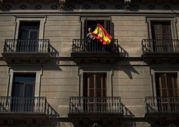 Así es Resistència, los críticos del independentismo que operan desde un balcón Así es Resistència, los críticos del independentismo que operan desde un balcón
