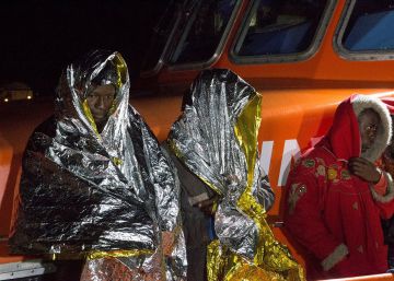 Localizados solo seis supervivientes de los 34 de la patera que llevaba más de 48 horas desaparecida