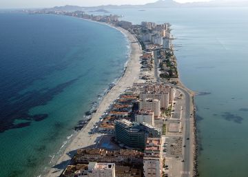 La Fiscalía arremete contra políticos y agricultores por la contaminación del mar Menor