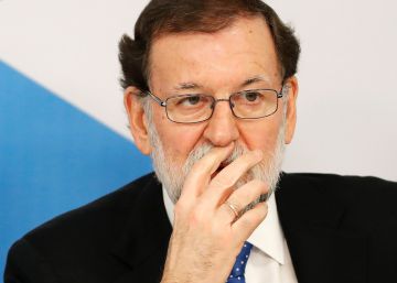 Rajoy oferece diálogo dentro da lei ao novo Governo da Catalunha