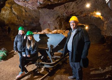 Las nietas de los mineros devuelven la vida a la vieja galería