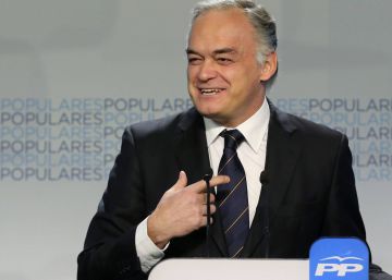 Dirigentes históricos del PP se resisten a encabezar las candidaturas municipales