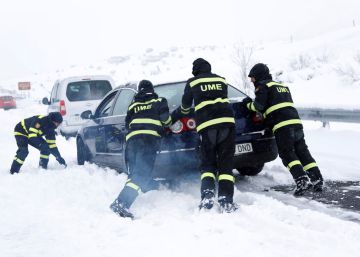Interior y Abertis eluden
responsabilidades en el caos de la AP-6 Interior y Abertis eluden
responsabilidades en el caos de la AP-6