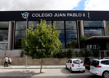 Dos colegios concertados de Madrid recomiendan a las profesoras vestir con “recato” y “modestia”