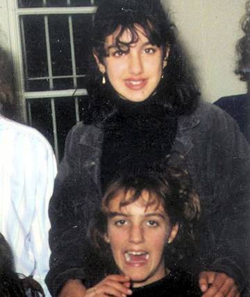 Imagen distribuida a los medios en 1992 cuando desaparecieron Manuela Torres (13 años, arriba) y Virginia Guerrero (14 años).