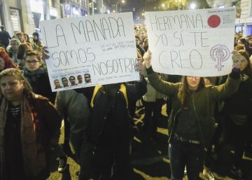 Una joven denuncia a un grupo de estudiantes que planeaba por Whatsapp hacer una “manada” con ella