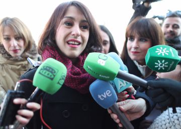 Arcuri pide a Rivas 1.912 euros por su estancia en Granada mientras los niños estaban desaparecidos