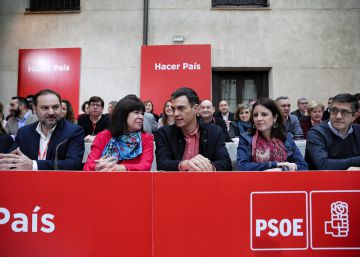 Sánchez cita a los exlíderes del PSOE para exhibir unidad sin consensuarlo con ellos