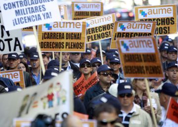 El Congreso pide una moratoria en los despidos de militares a los 45 años
