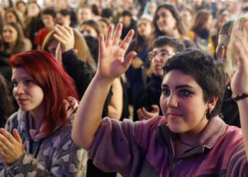 Més de 3.600 dones periodistes donen suport a la vaga del 8 de març