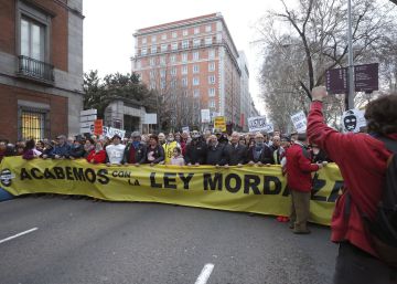 Unas 40.000 personas se manifiestan en Madrid contra la ‘ley mordaza’
