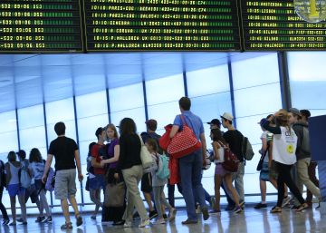 Los españoles en el extranjero baten el récord desde 2009
