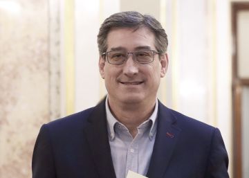 Prendes: “El PSOE nos dijo que no era oportuno políticamente que Guerra declarara”
