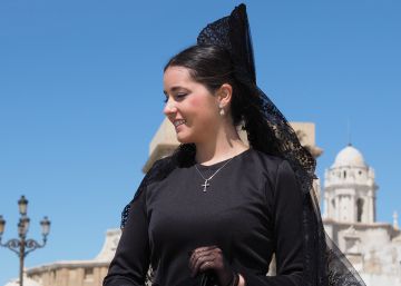 Vestir la mantilla como “reivindicación feminista”