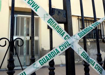 Detenido un hombre en Sevilla por agredir a su exmujer, a la que cortó los tendones de las manos