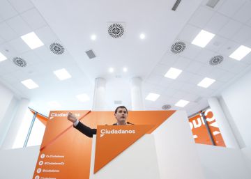 Rivera: “Cifuentes no dice la verdad”