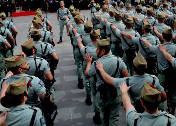 “¿Prefieres que te arreste a que tu hija pase frío?”