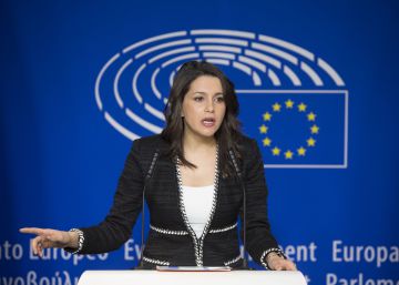 Arrimadas trata de contrarrestar el discurso independentista en Bruselas
