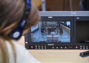 La camarera y el dueño de bar Koxka sostienen que no se enteraron de la agresión de Alsasua