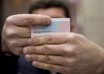 “Si regreso a Turquía, me detienen en el aeropuerto y me torturan”