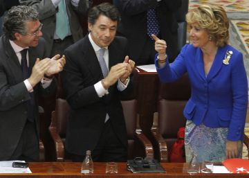 La expresidenta intenta resistir al frente del partido