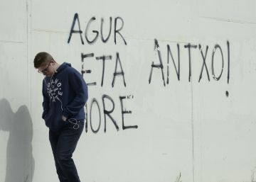 El dolor por 854 muertos y miles de amenazados y heridos