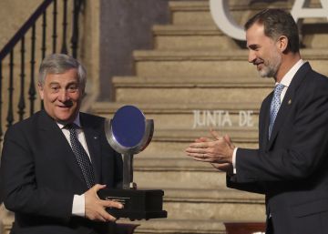 El Rey tras la disolución de ETA: “La democracia derrota siempre al terrorismo”