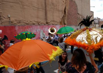 La magia del carnaval de Nueva Orleans atrapa las calles de Burriana durante tres días