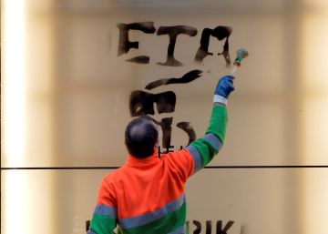 Polémica por la decisión de Interior de recabar datos sobre reclusos de ETA