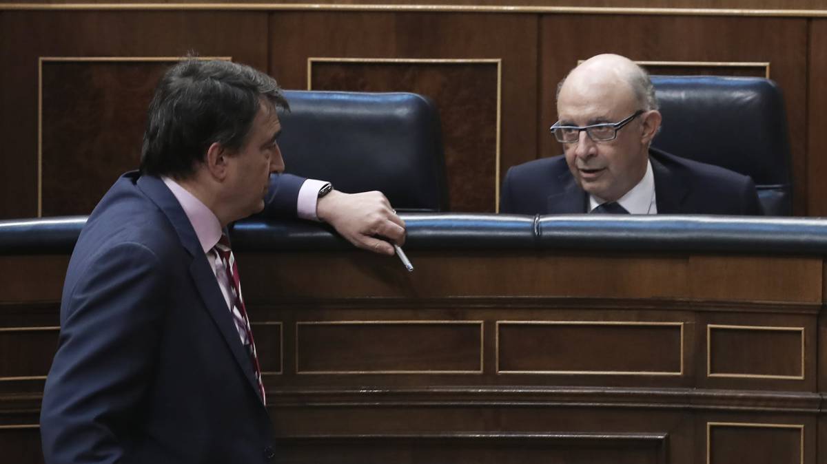 El PNV anuncia que salvará los Presupuestos del Gobierno a pesar de la vigencia del 155