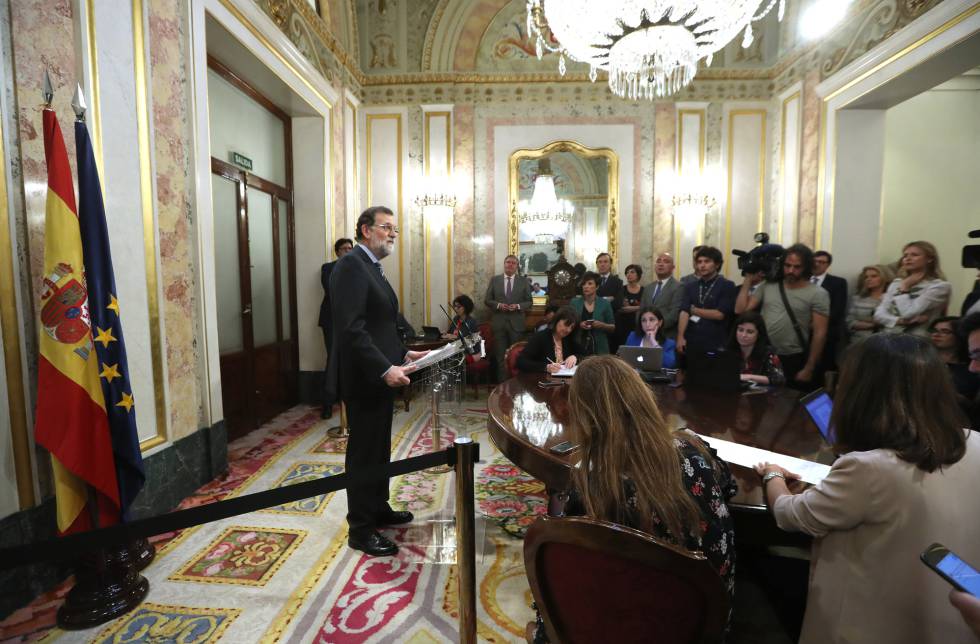 Rajoy salva la legislatura con el apoyo del PNV a los Presupuestos Rajoy salva la legislatura con el apoyo del PNV a los Presupuestos