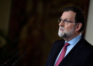 Rajoy acusa Sánchez d’afeblir Espanya amb la moció de censura