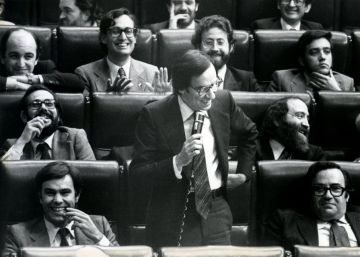 La primera moción de censura que consigue su propósito