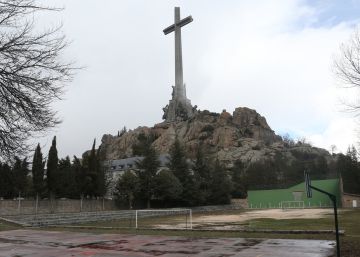 El Gobierno garantiza que exhumará a Franco