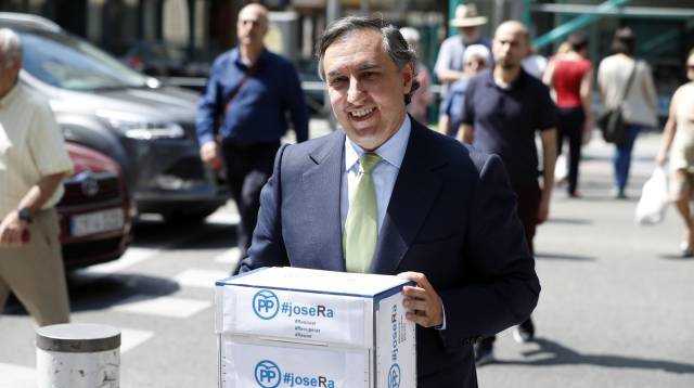 Garcia Hernandez presenta su candidatura.