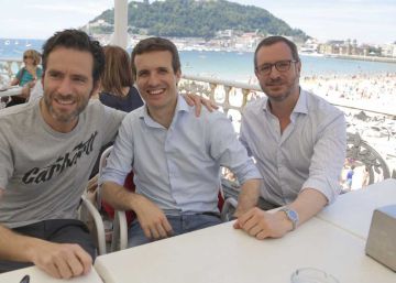 Casado aspira a un PP hegemónico en el que “ver juntos a Aznar y Rajoy”