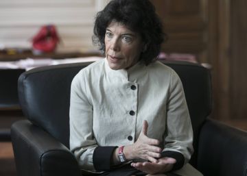 Educación plantea subir 100 euros las becas a los alumnos más necesitados
