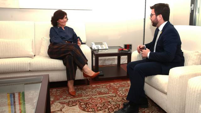 El Gobierno acepta la propuesta de la Generalitat para que un “relator” certifique el diálogo sobre Cataluña