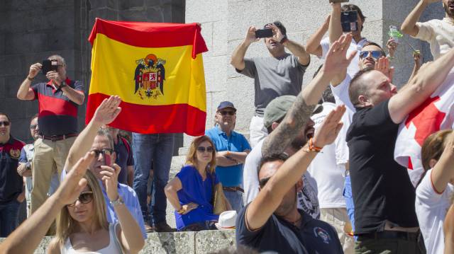 Protesta este domingo en el Valle de los Caídos.