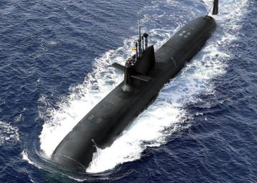 El nuevo submarino de la Armada española no cabe en el muelle