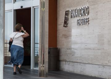 Tanatorio de Santa Cruz de Tenerife, donde han velado los cuerpos de la familia fallecida.