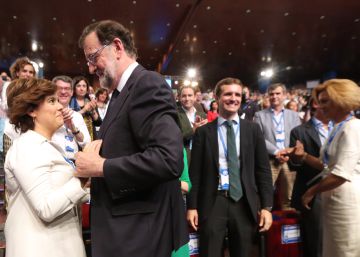 Rajoy reivindica la seva gestió a Catalunya i el servei polític malgrat les “rivalitats i misèries”