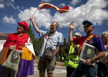 Banderas republicanas en el Valle de los Caídos
