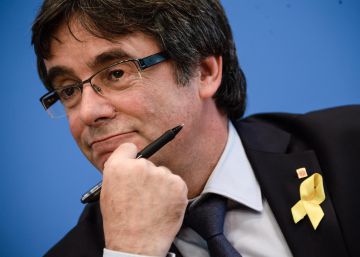 Puigdemont: “No voy a tardar 20 años en pisar suelo catalán”