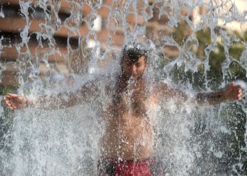 La ola de calor pone a 37 provincias en alerta, cuatro pueden llegar a los 45 grados