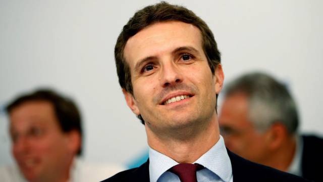La Fiscalía se opone a que el Supremo investigue a Casado por su máster